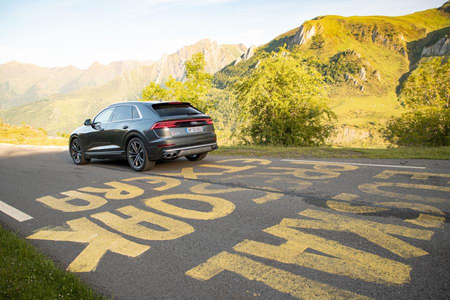  Audi SQ8 TDI 2019 года  (WW) (фото 47 из 79)
